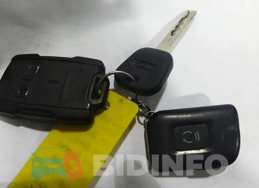 1GTV2MEC9HZ217659 Photo# 11