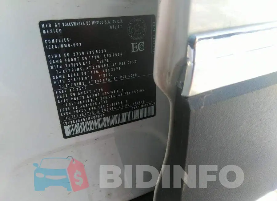 3VV2B7AX5JW006884 Photo# 9