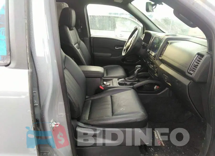 1N6ED1EK2NN628983 Photo# 5