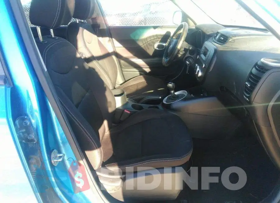 KNDJN2A24F7227368 Photo# 5