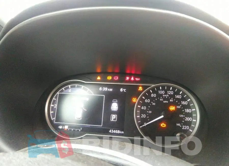 3N1CP5CU3KL500912 Photo# 7