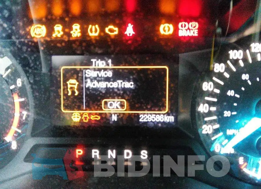 3FA6P0H72GR347353 Photo# 7