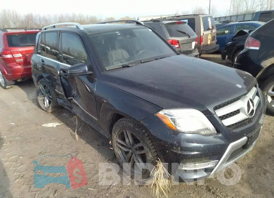 WDCGG8JB0FG415905 Photo# 1