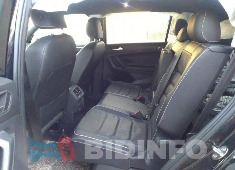 3VV4B7AX6MM131518 Photo# 8