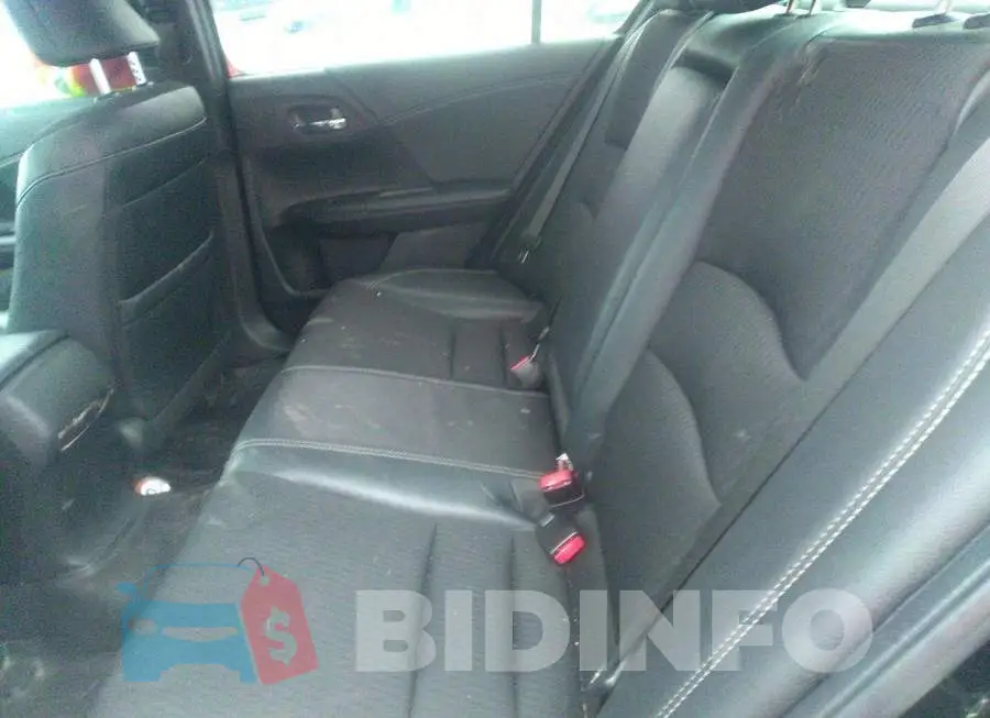 1HGCR2F58HA810470 Photo# 8