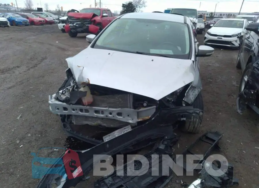 1FADP3F22GL322712 Photo# 6