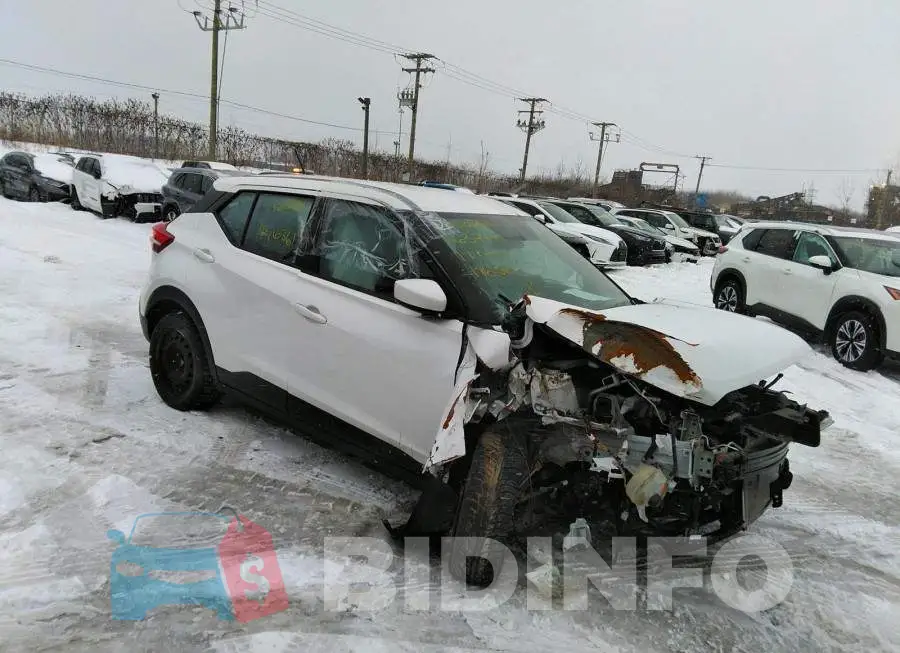3N1CP5CU3KL496361 Photo# 1
