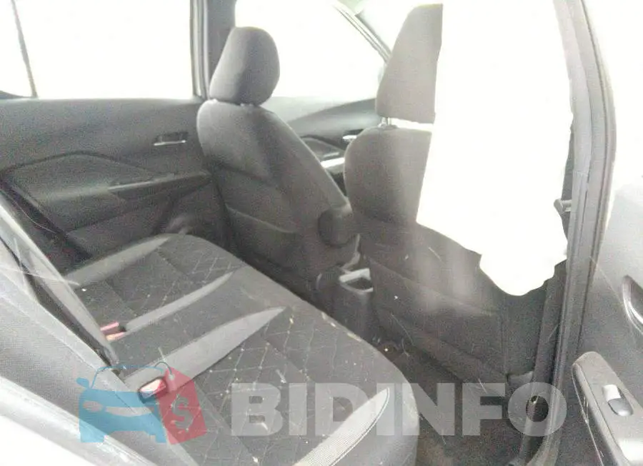 3N1CP5CU3KL496361 Photo# 8