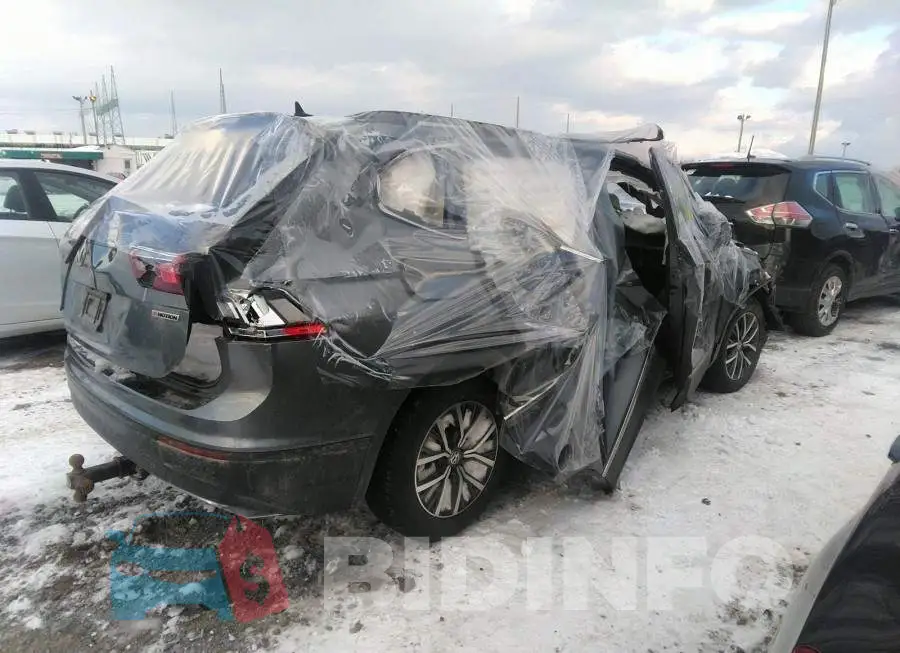 3VV2B7AX8KM187366 Photo# 4