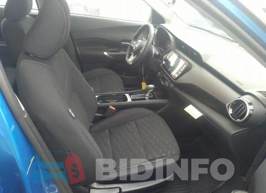 3N1CP5CV8PL468894 Photo# 5