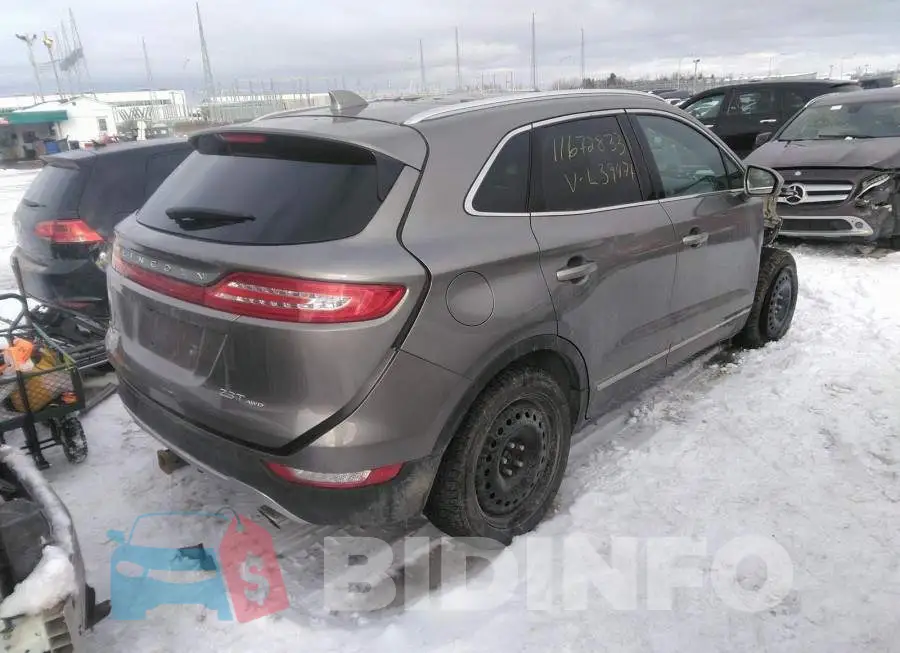 5LMTJ3DHXHUL39471 Photo# 4