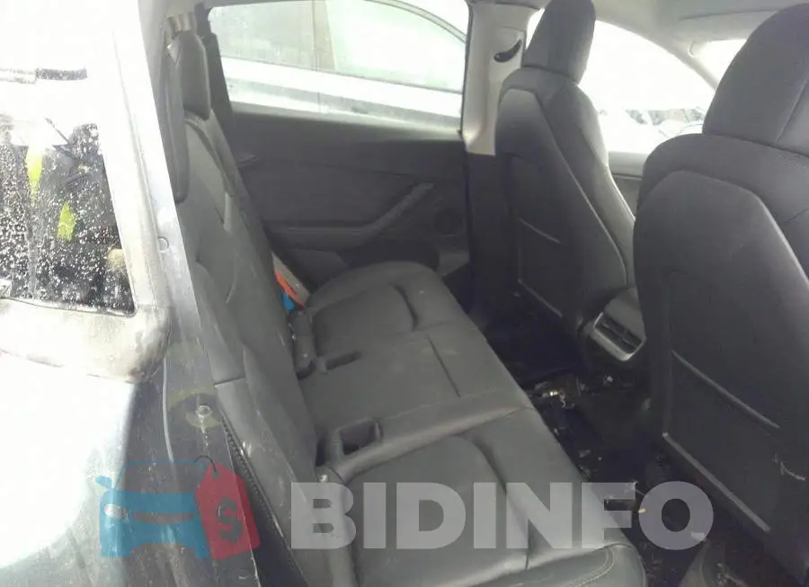 7SAYGDEF7NF373003 Photo# 8