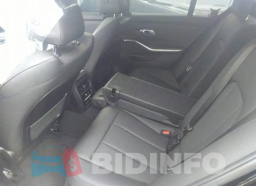 3MW5R7J07L8B35681 Photo# 8