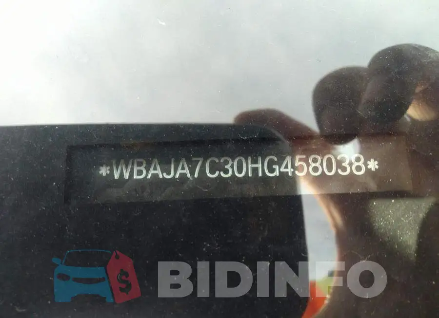 WBAJA7C30HG458038 Photo# 9