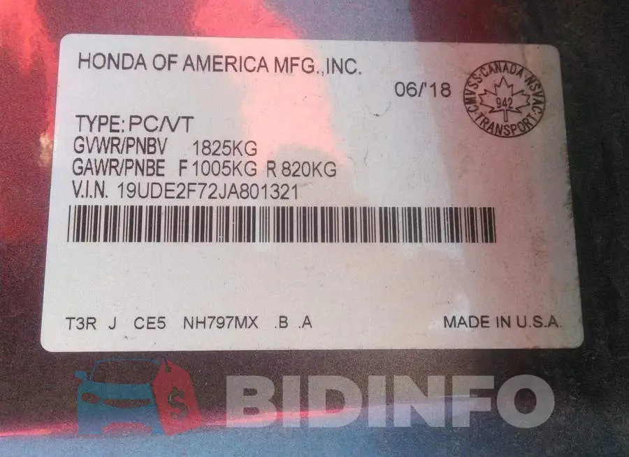 19UDE2F72JA801321 Photo# 9