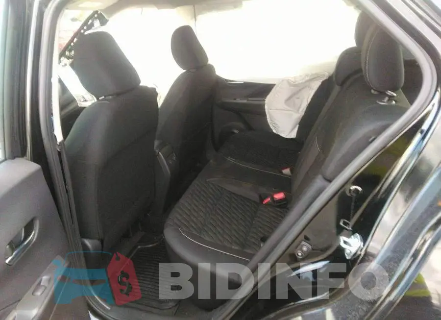 3N1CP5CV8NL512096 Photo# 8