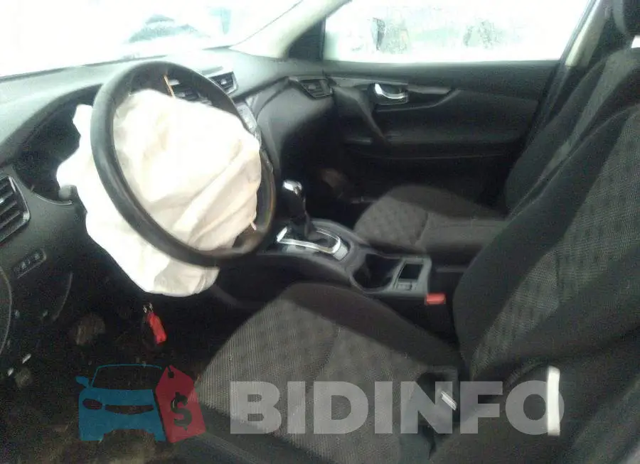 JN1BJ1CP9HW020215 Photo# 5