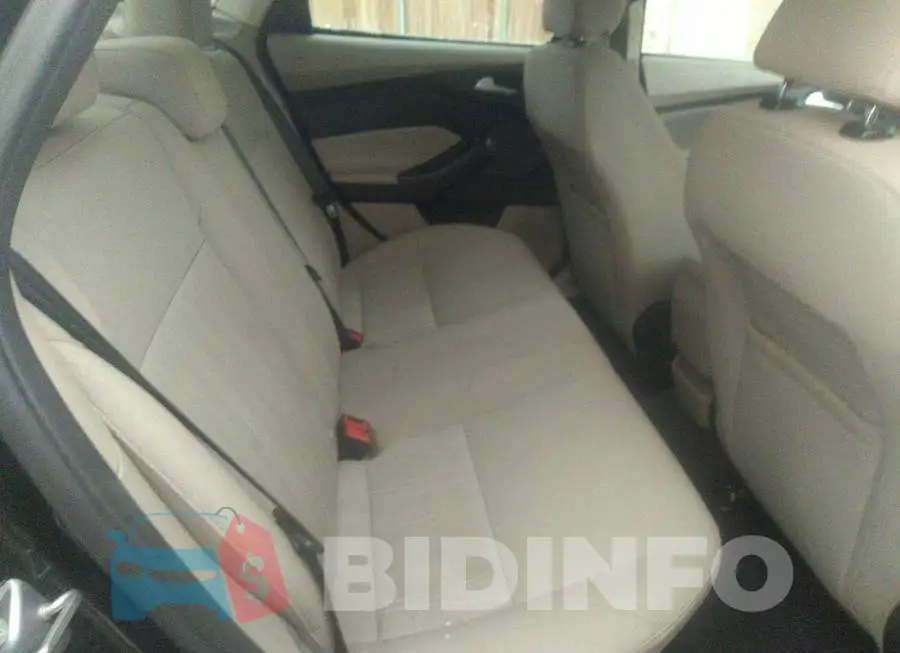 1FADP3F20FL359806 Photo# 8