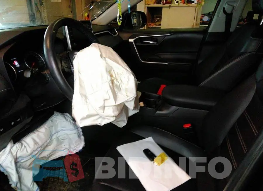 2T3R1RFV8LC123249 Photo# 11
