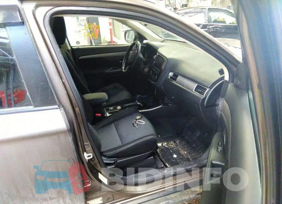 JA4AZ2A39JZ607293 Photo# 5