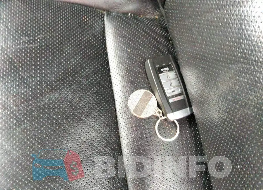 19UUB3F5XFA801734 Photo# 11
