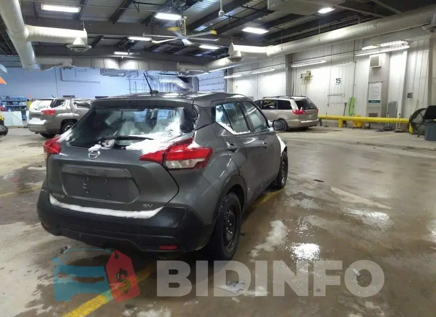 3N1CP5CU2JL536413 Photo# 4