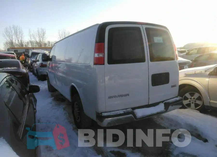 1GTW7BFP5M1174846 Photo# 3