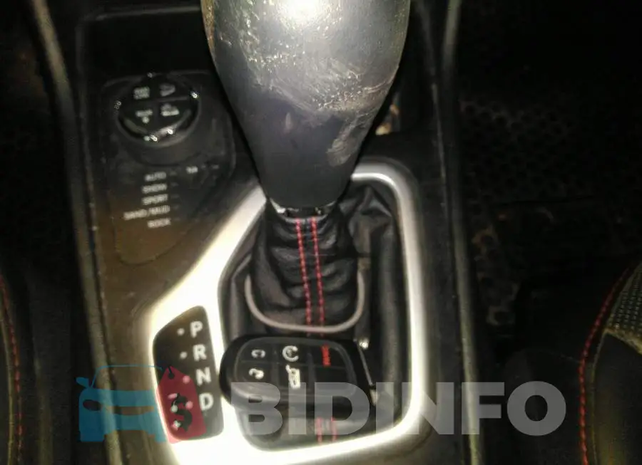 1C4PJMBS7FW678736 Photo# 11