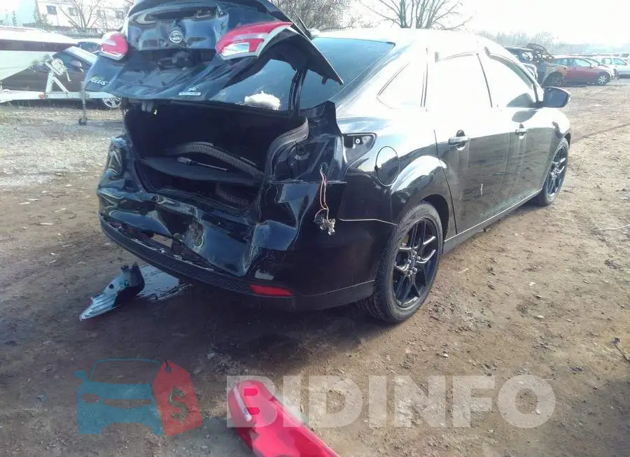 1FADP3F22GL342328 Photo# 4