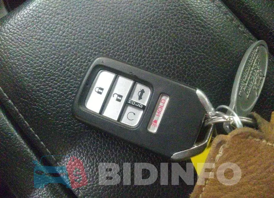 2HGFC1F96KH103243 Photo# 11