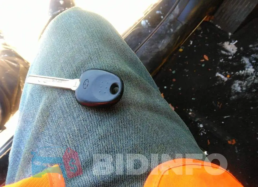 KMHD25LH1FU244795 Photo# 11
