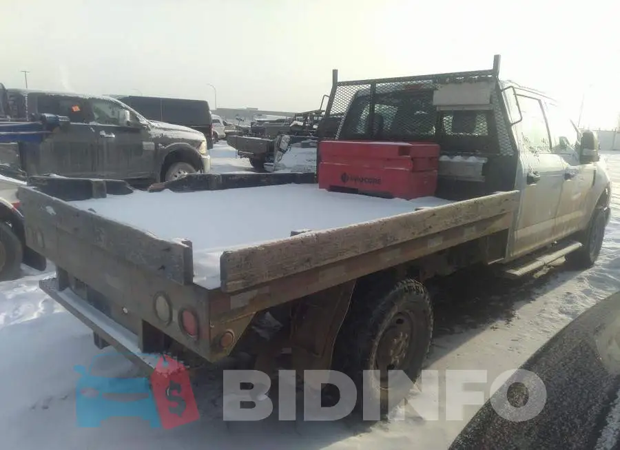 1FT8W3B63JEC72454 Photo# 4
