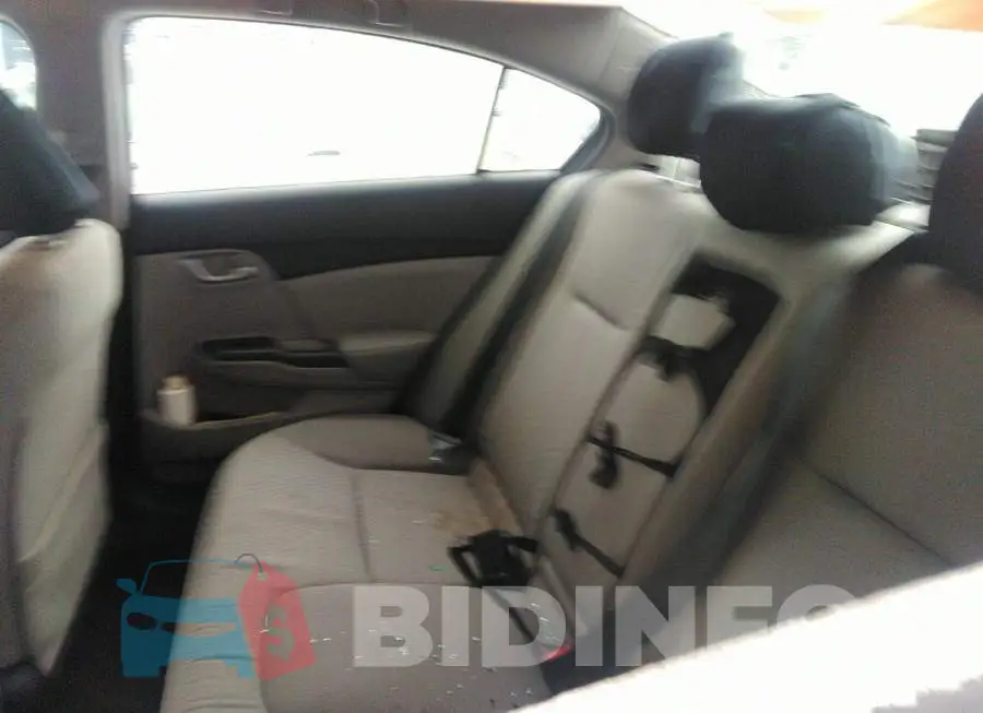 2HGFB2E45FH030287 Photo# 8