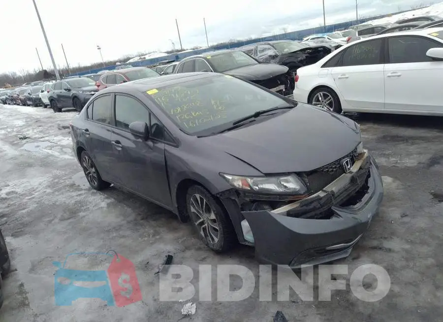 2HGFB2F57FH018648 Photo# 1