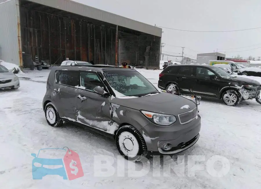 KNDJR3AE6J7033373 Photo# 1
