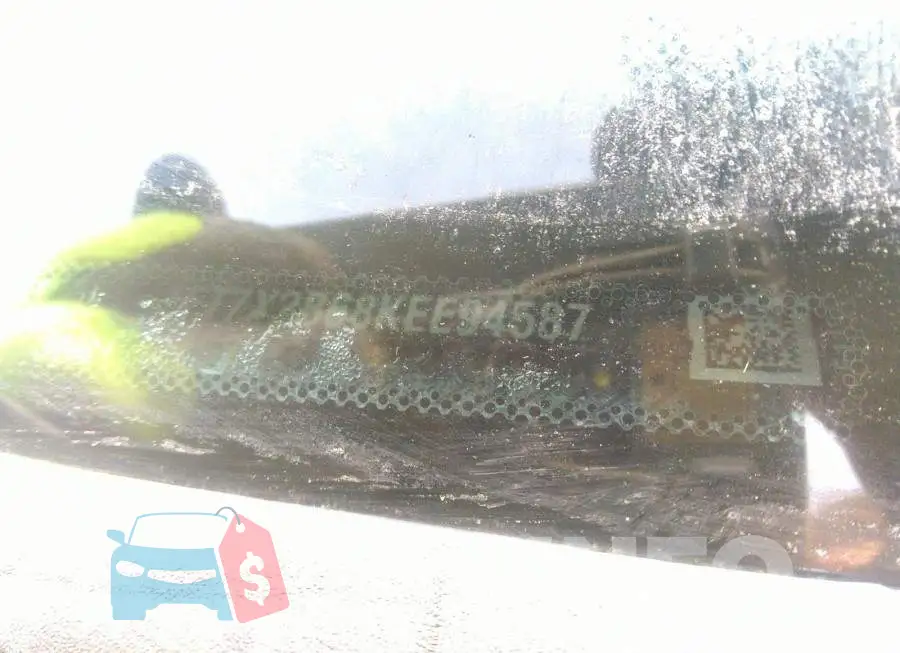1FT7X2B68KEE94587 Photo# 9