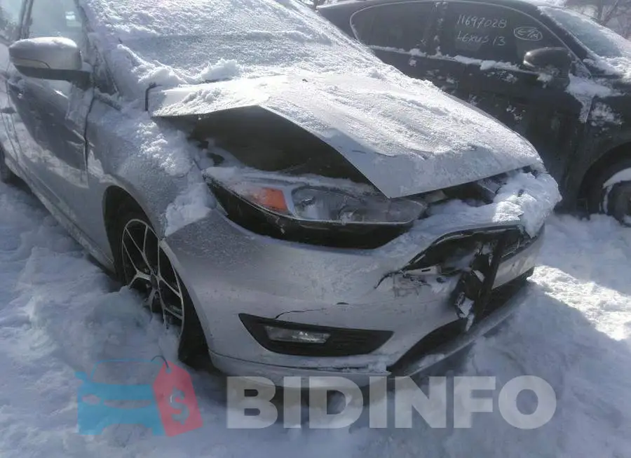 1FADP3F27GL214702 Photo# 6