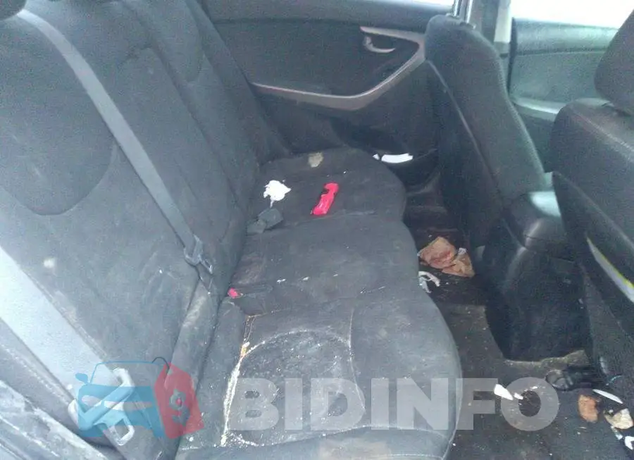 5NPDH4AE8GH681128 Photo# 8