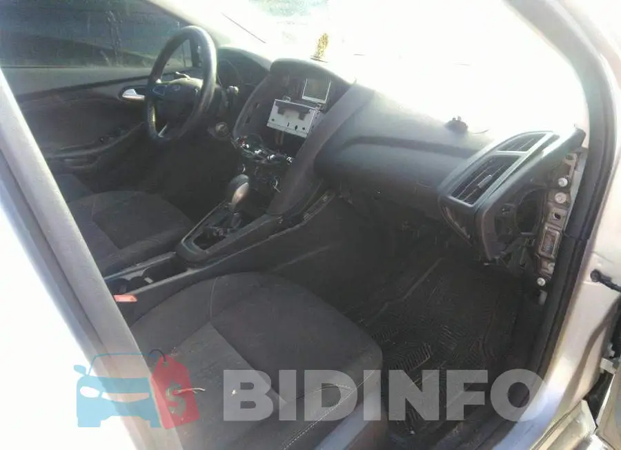 1FADP3K20HL320870 Photo# 5
