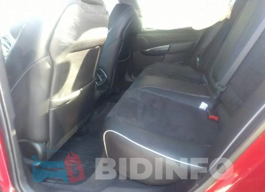 19UUB3F61KA800779 Photo# 8