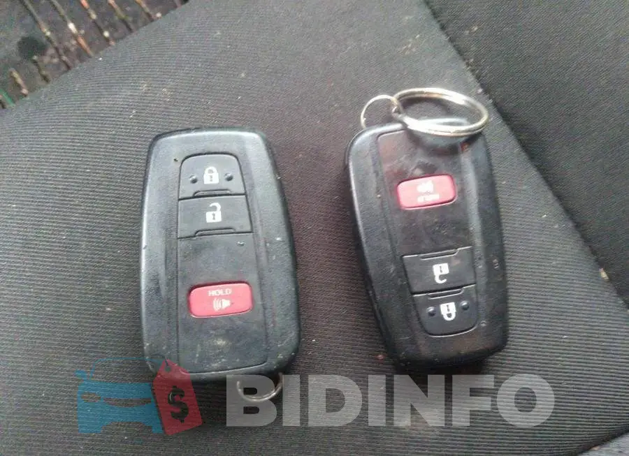 JTNKHMBX8M1123110 Photo# 11