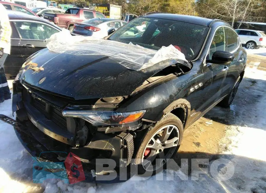 ZN661XUS2JX289403 Photo# 2