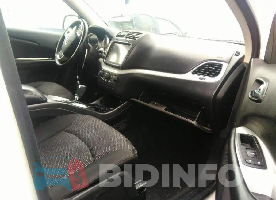 3C4PDCAB5GT211454 Photo# 5