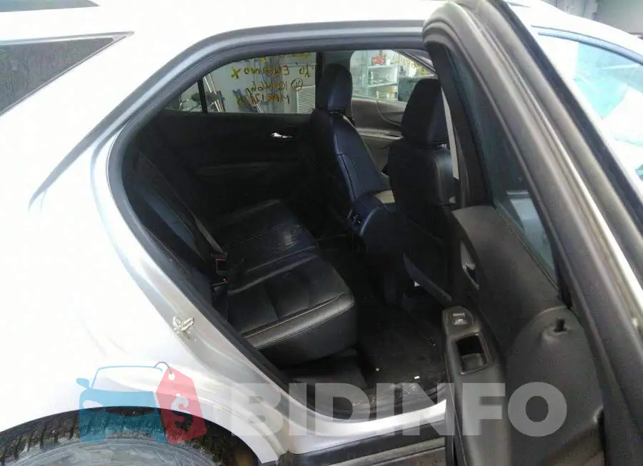 2GNAXXEV3L6108466 Photo# 8