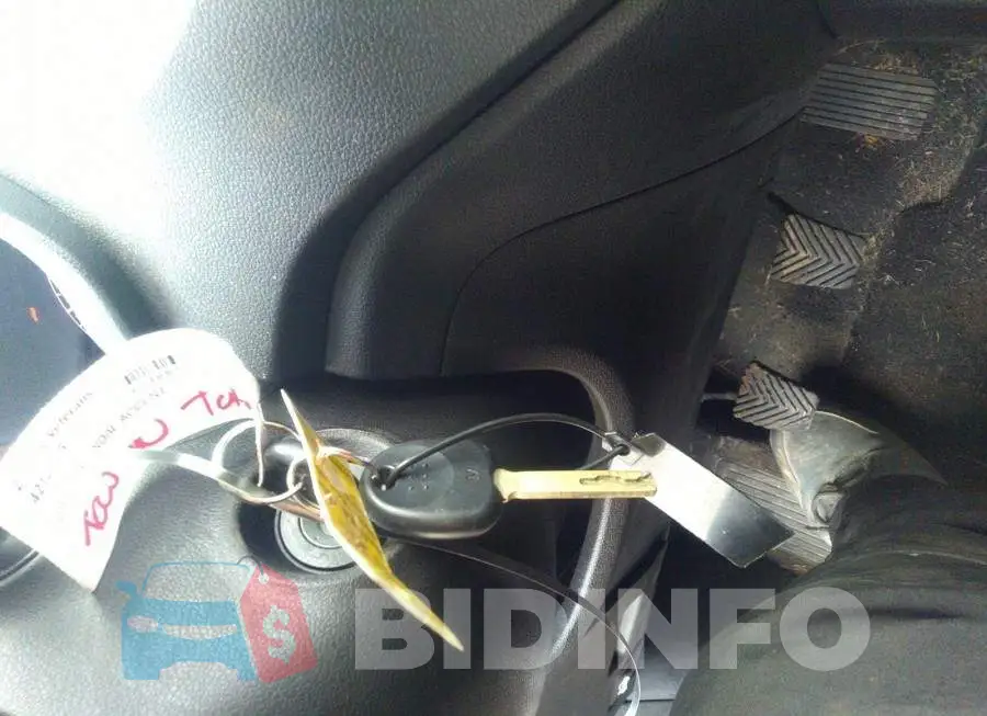 3KPC25A33KE080272 Photo# 11