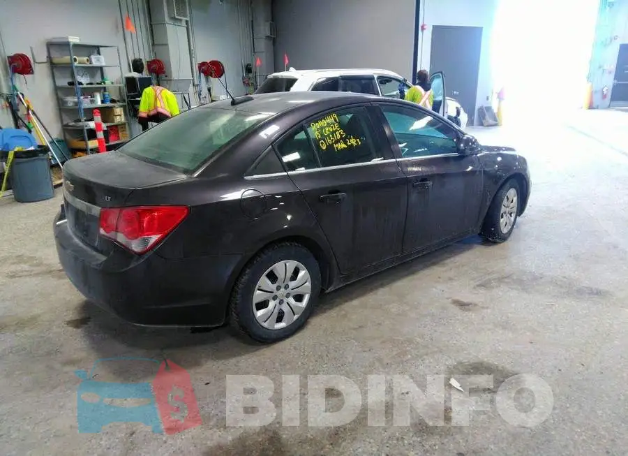 1G1PC5SBXF7163183 Photo# 4