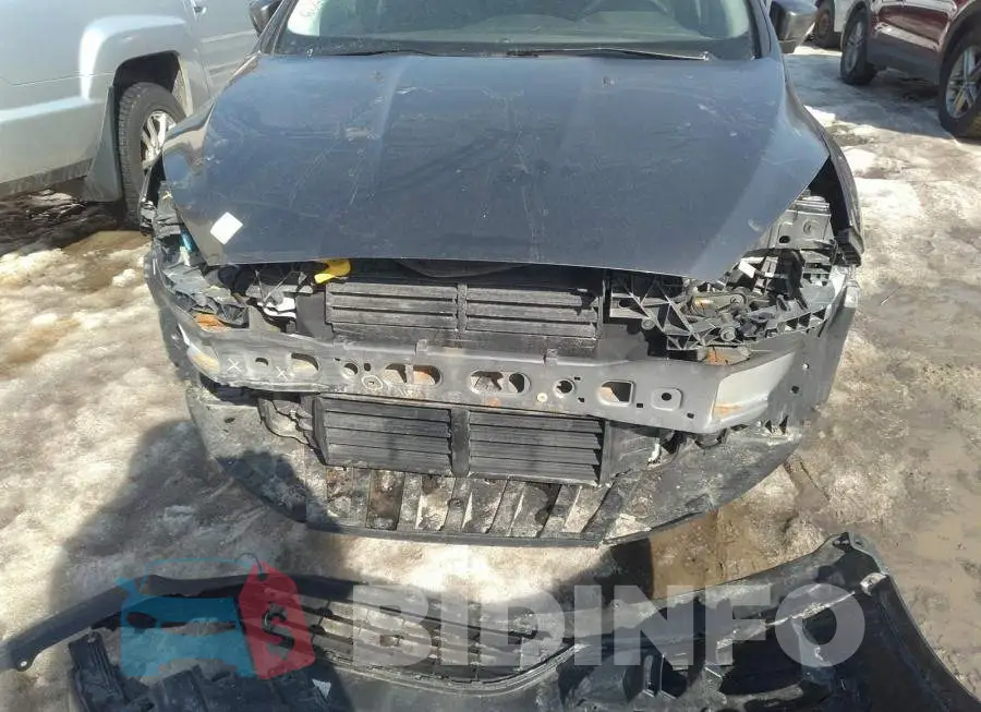 1FADP3K22HL310924 Photo# 6