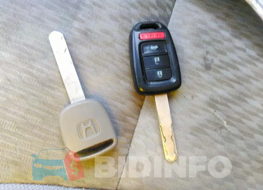 2HGFB2E40FH048714 Photo# 11