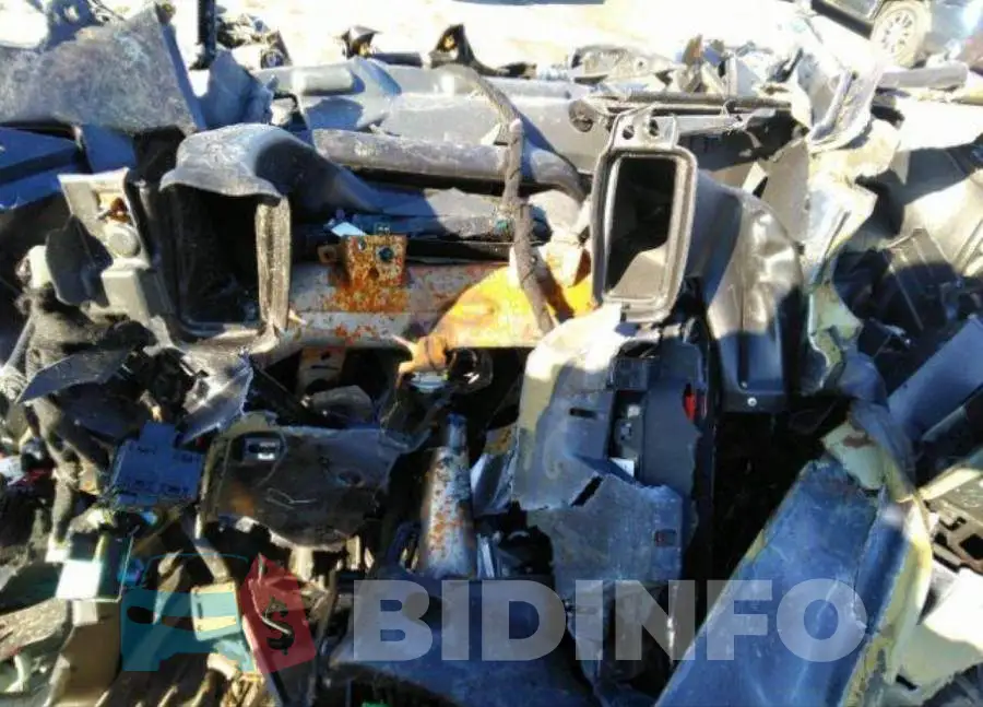 3GTU2MEC4HG371093 Photo# 8