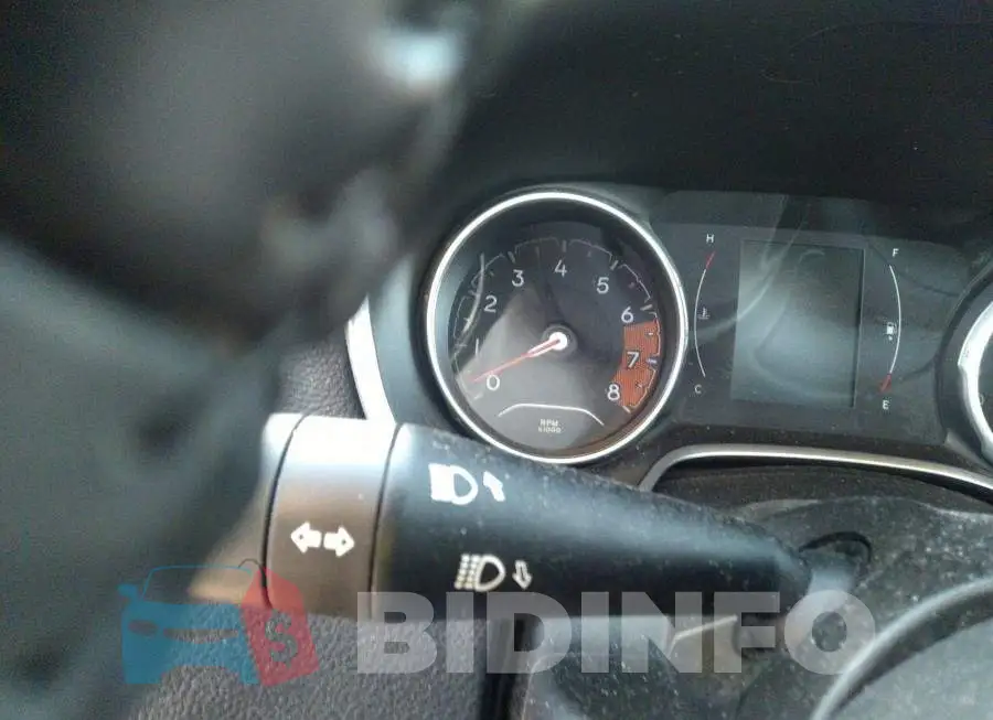3C4NJCAB9HT669743 Photo# 7